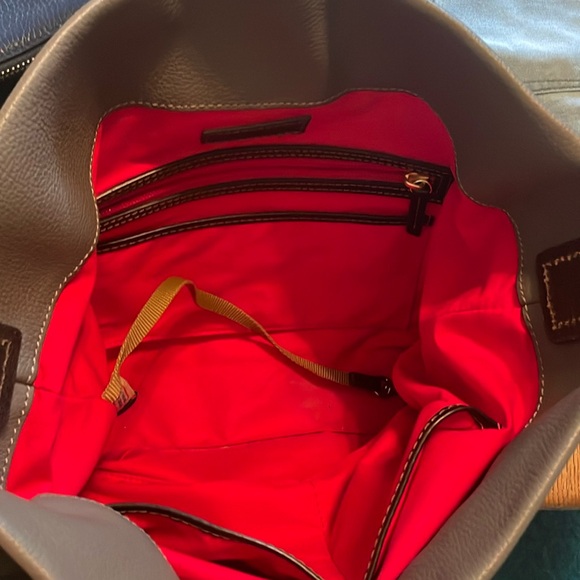 Dooney & Bourke Women’s Handbag - Picture 8 of 9